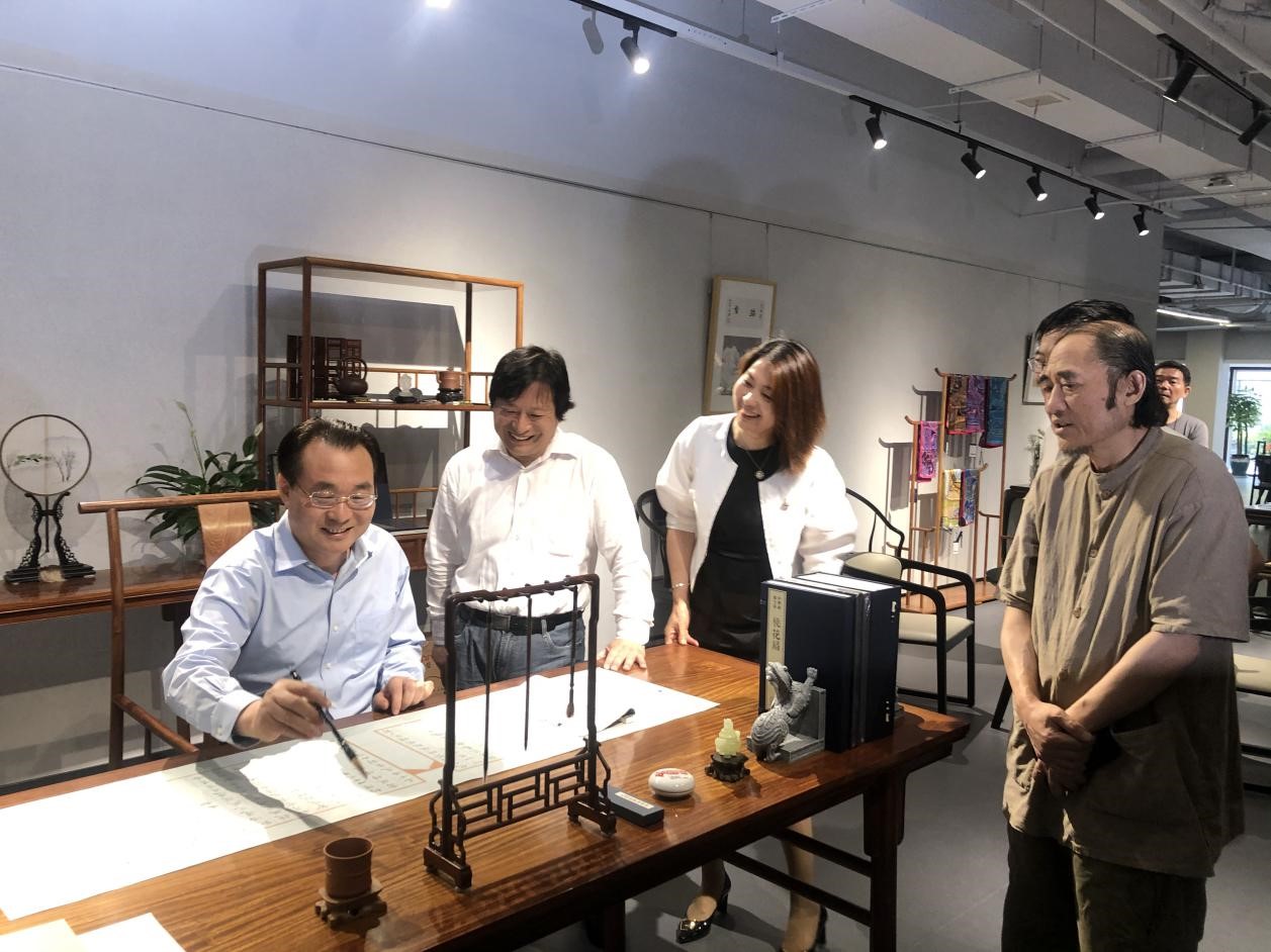 1569759597187833.jpg 1.jpg